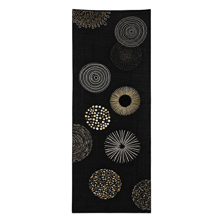 Circle Embroidered Stole in Black