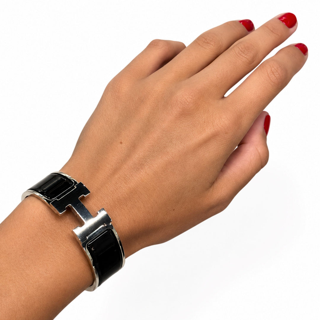 Hermès Clic Clac H Bracelet in Black