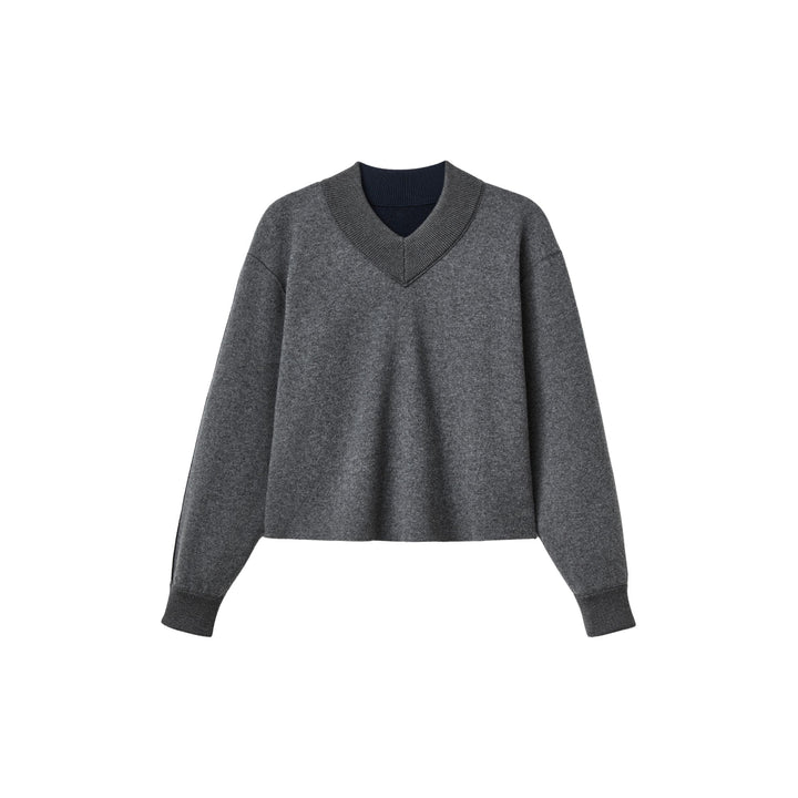 Reversible Knit Trim V-Neck Top in Ink/Nickel