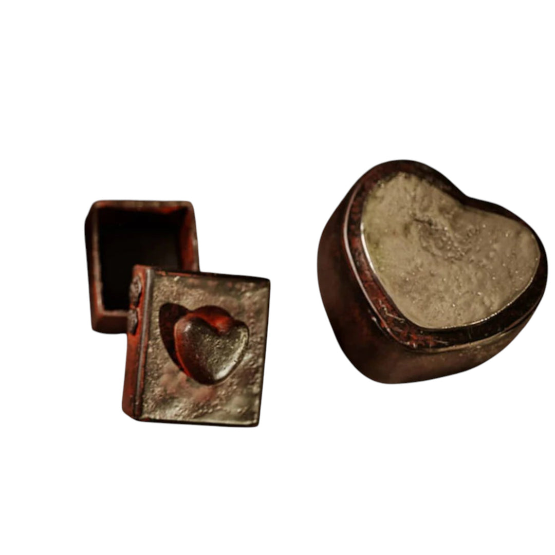 Dos Amores Heart Box with Leather Insert
