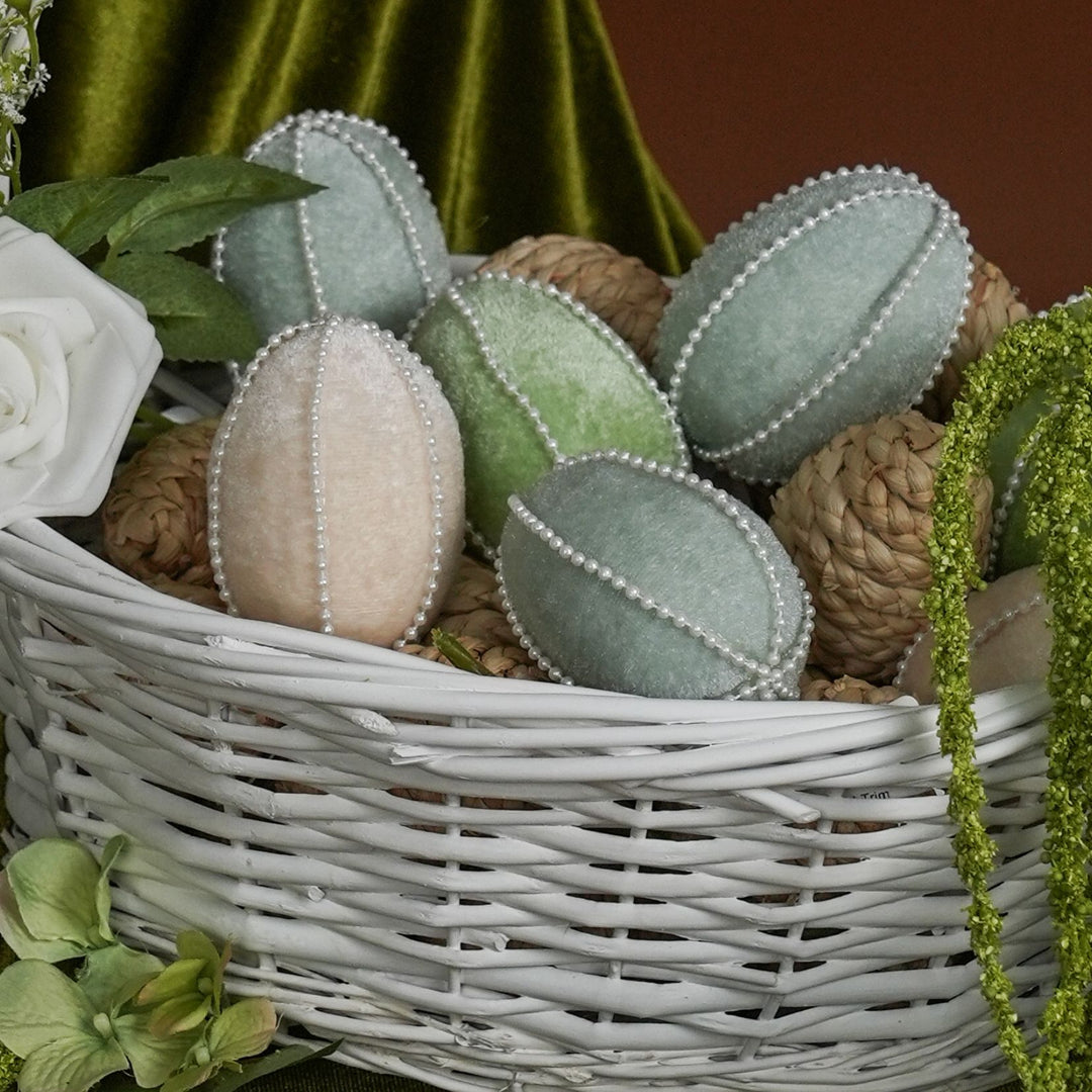 Single Easter Egg - Velvet with White Bead Trim