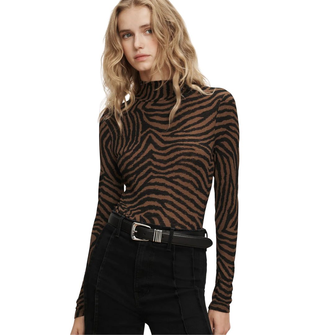 Wyeth Turtleneck in Ochre/Black