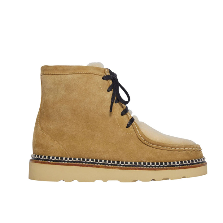 Winnie Boot