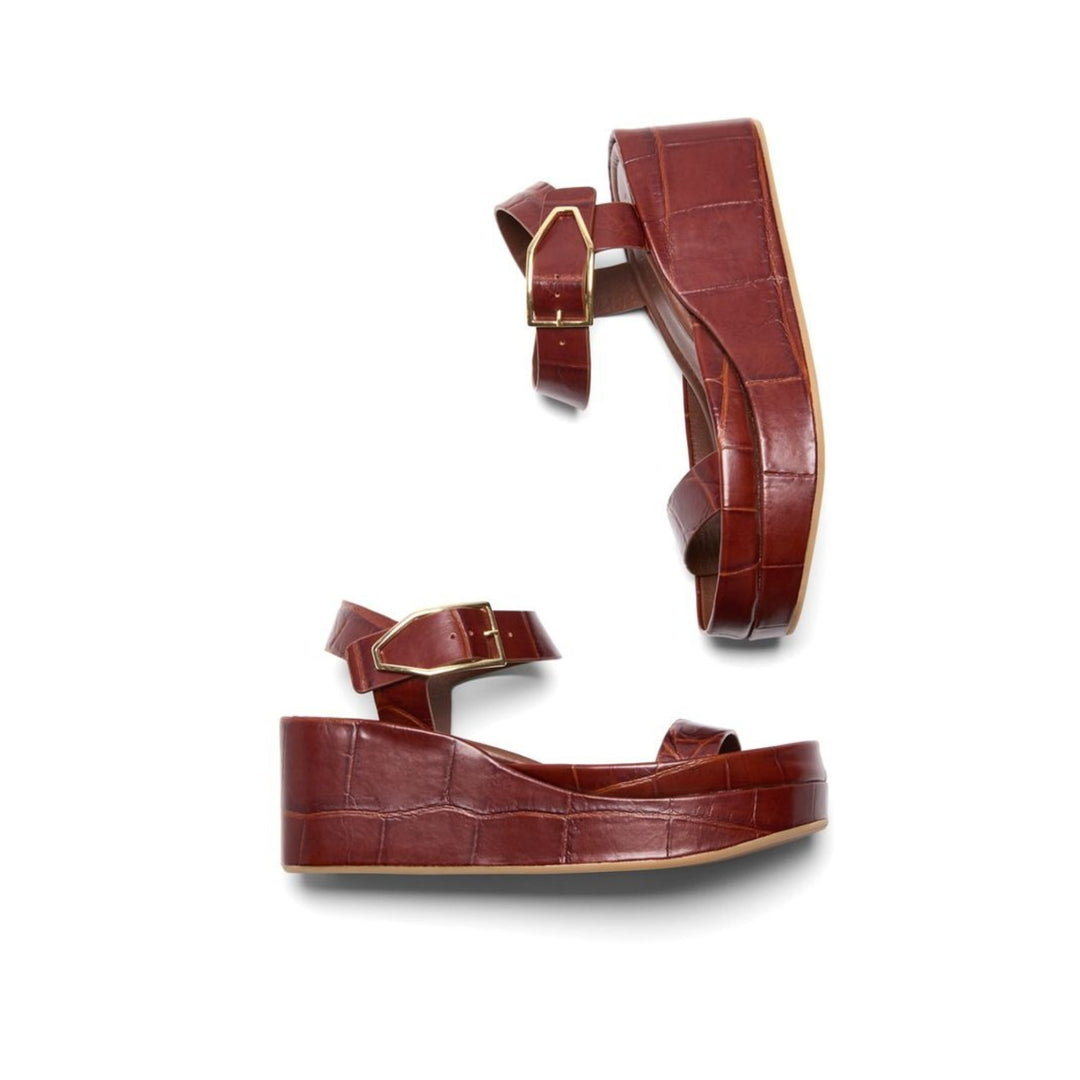 Adept Platform Wedge in Nutmeg