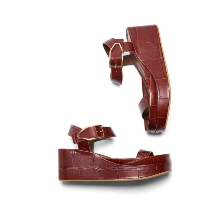 Adept Platform Wedge in Nutmeg