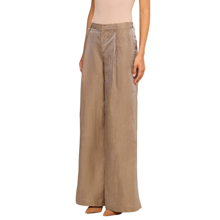 Allanah Mid Rise Trouser in Latte/Gold
