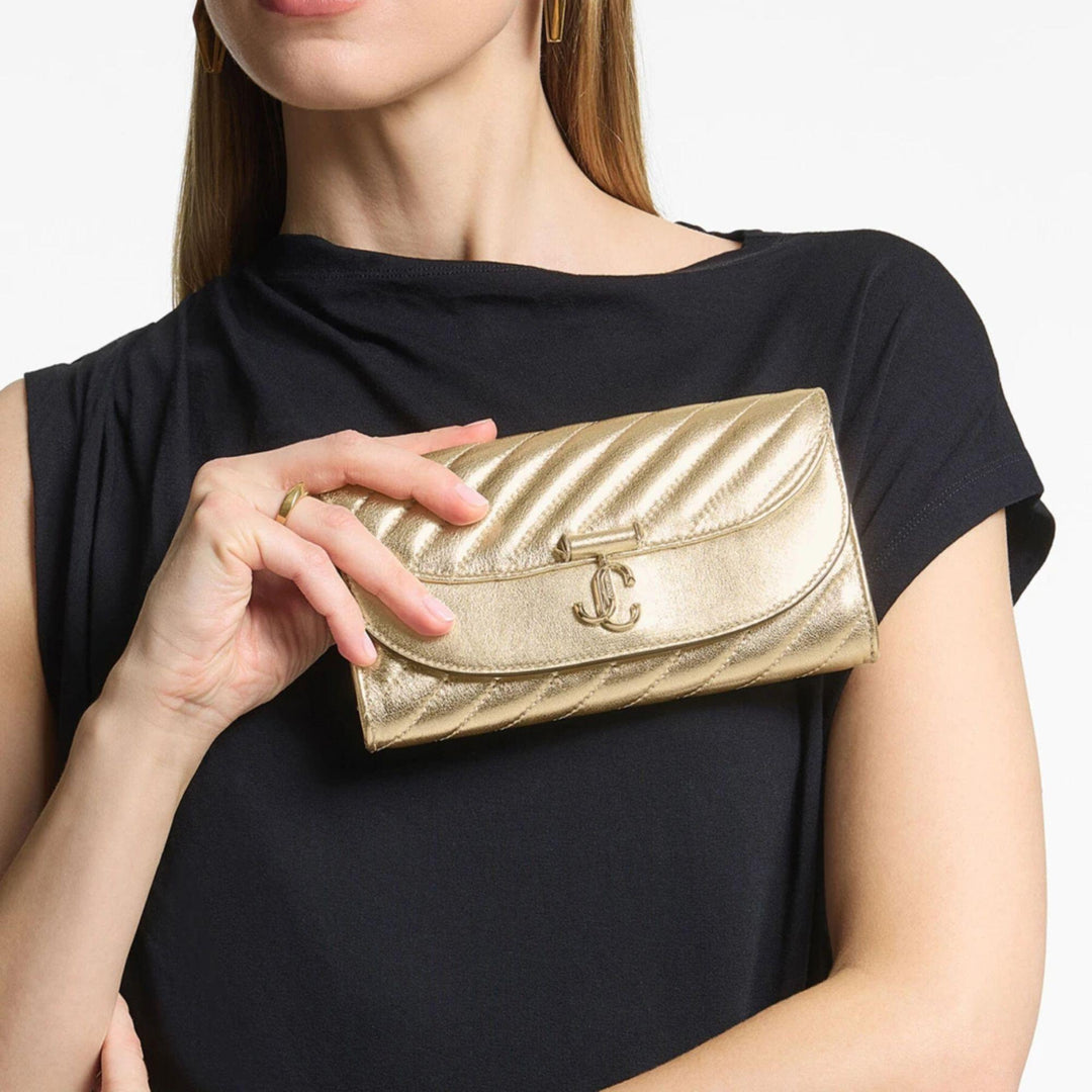 Curve Wallet in Shiny Gold