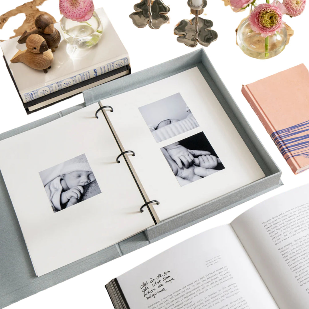 Baby Album - A Star Is Born, Grey