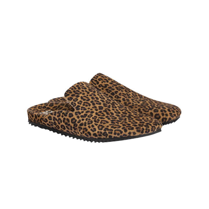 Braidy Mule in Camel Mini Leopard Castoro