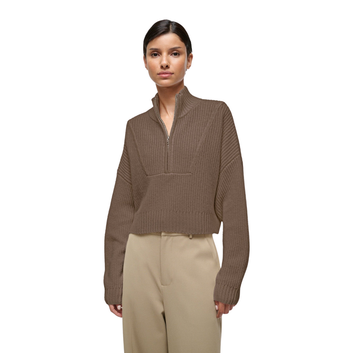 Cropped Hampton Cashmere Sweater in Truffle
