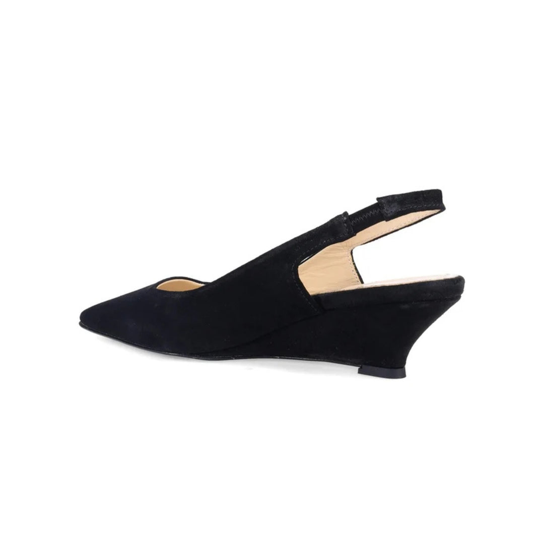 Bryne Wedged Sling Back in Onyx