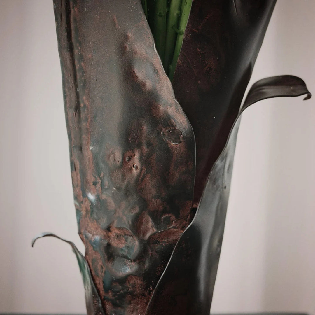 Campanilla Vase with Clear Glass