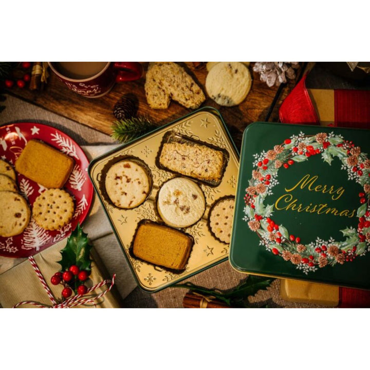 Christmas Wreath Tin