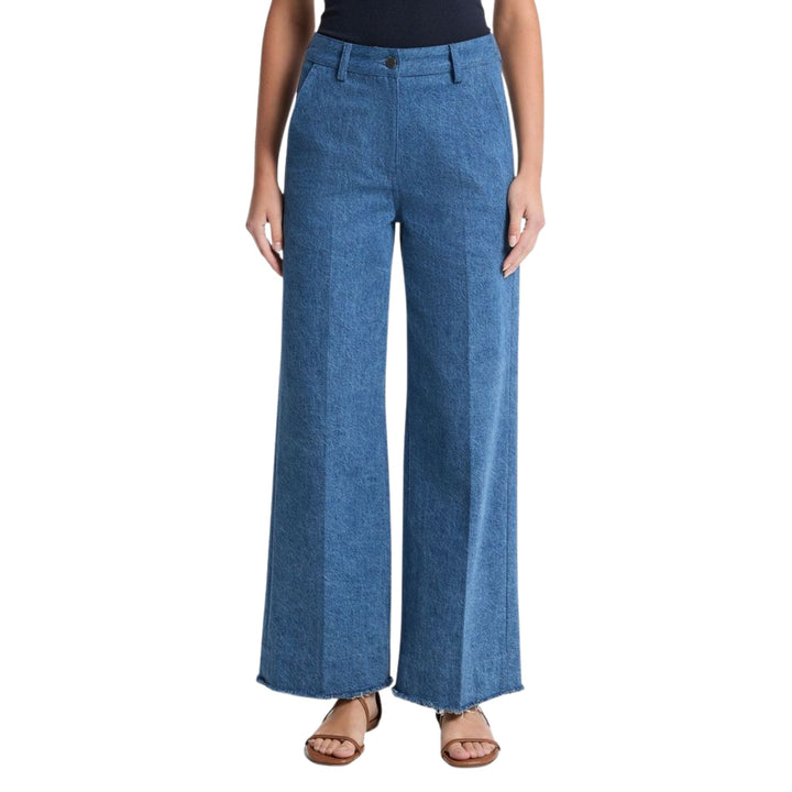 Cropped Wide Leg Frayed Jean