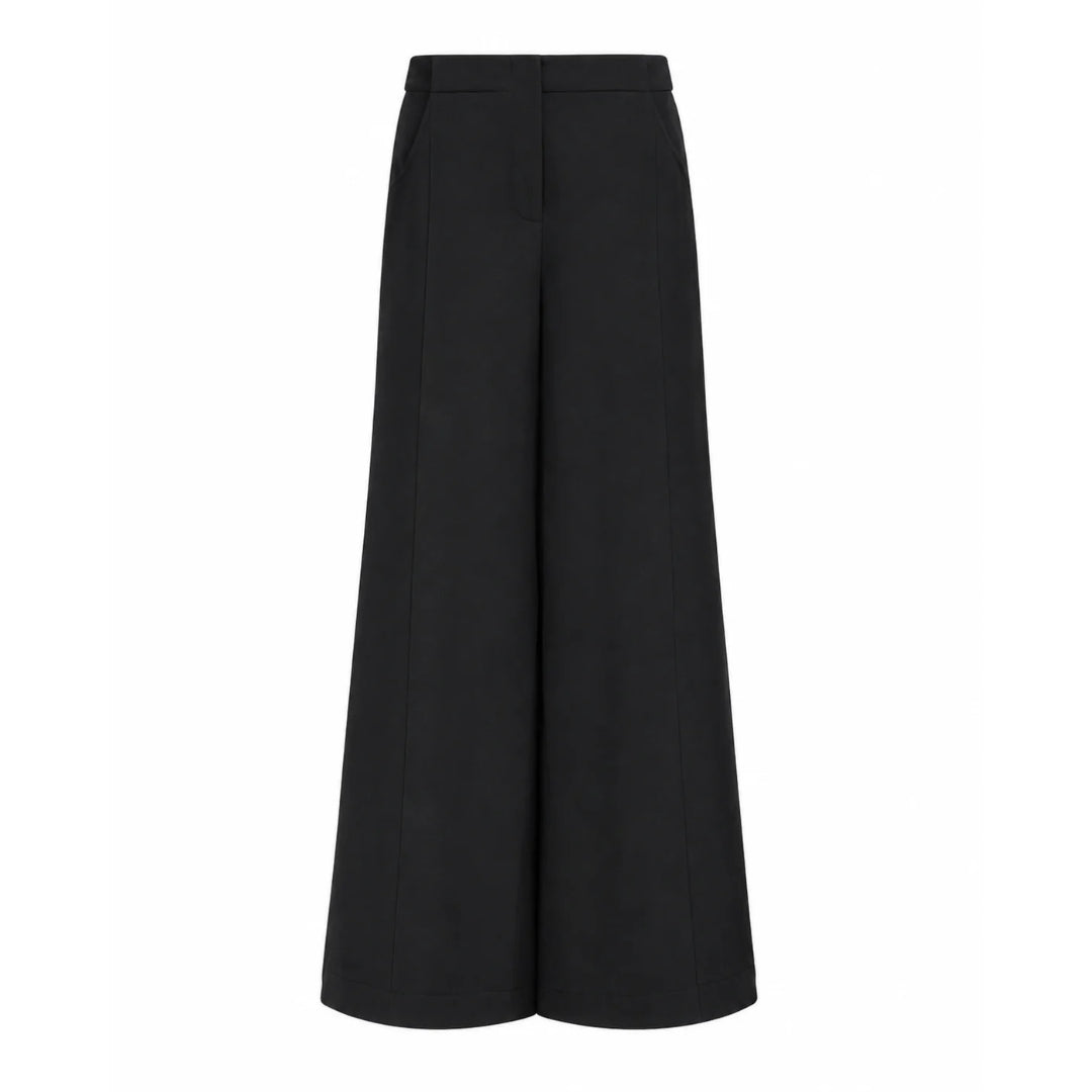 Demie Pant in Black