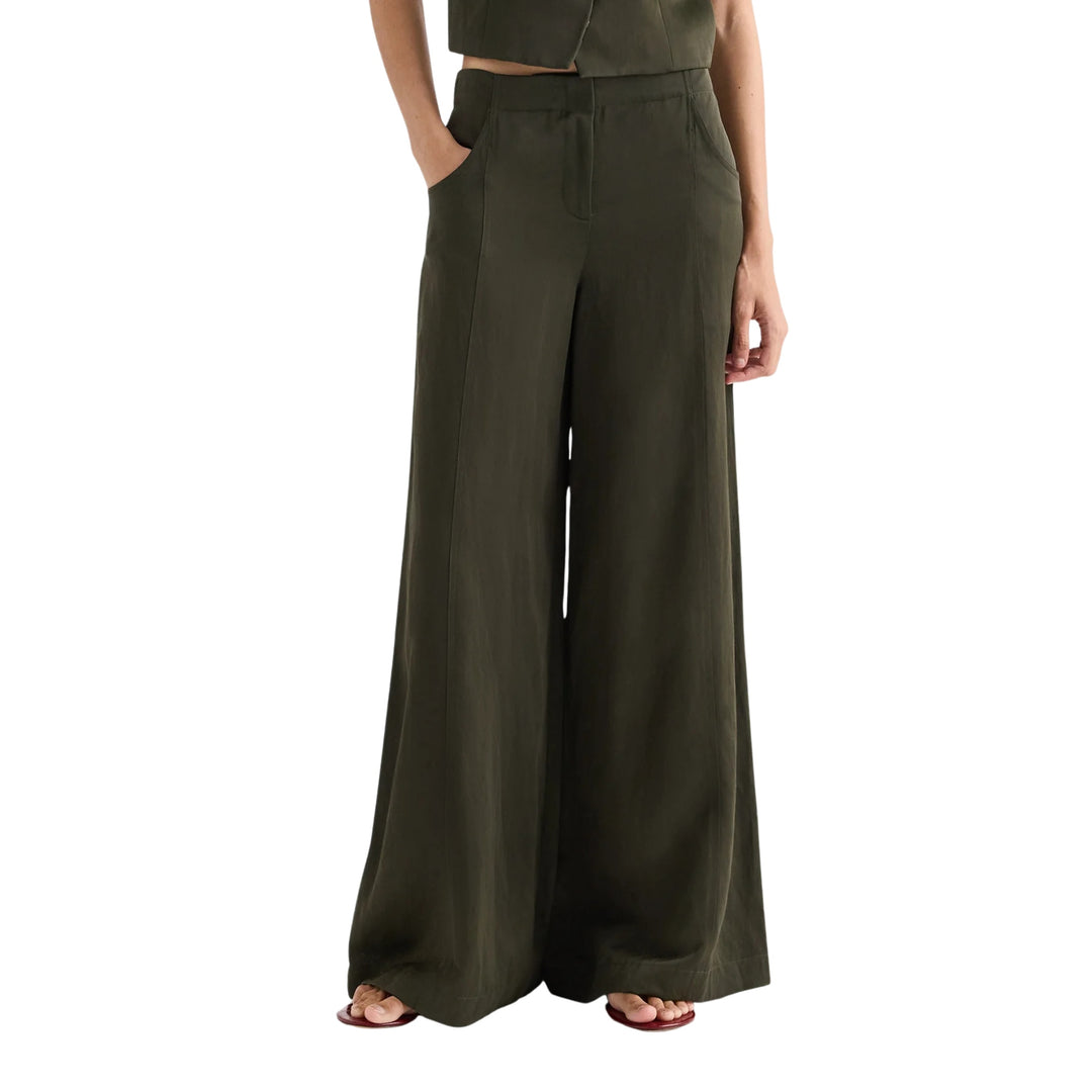 Demie Pant in Rosin