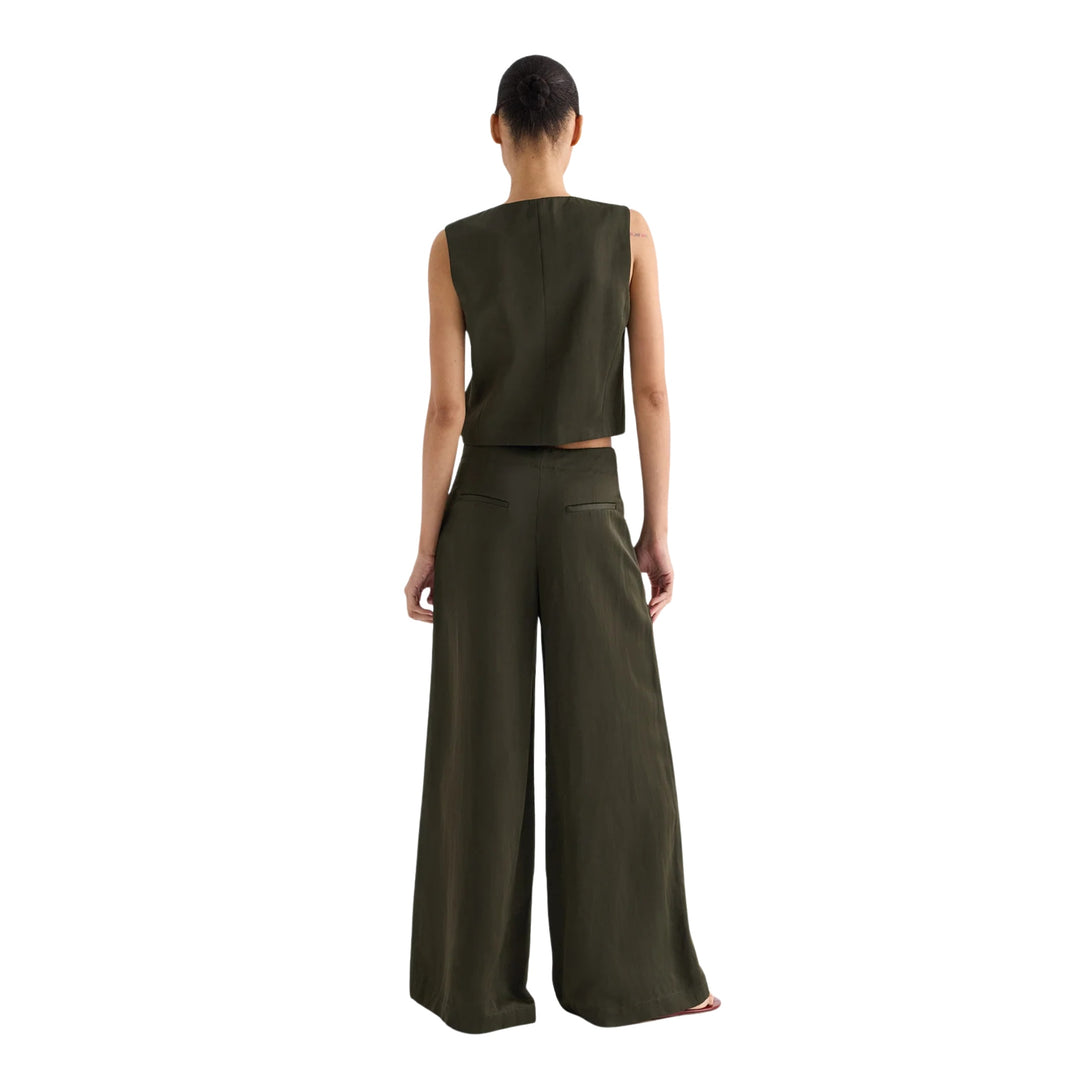 Demie Pant in Rosin