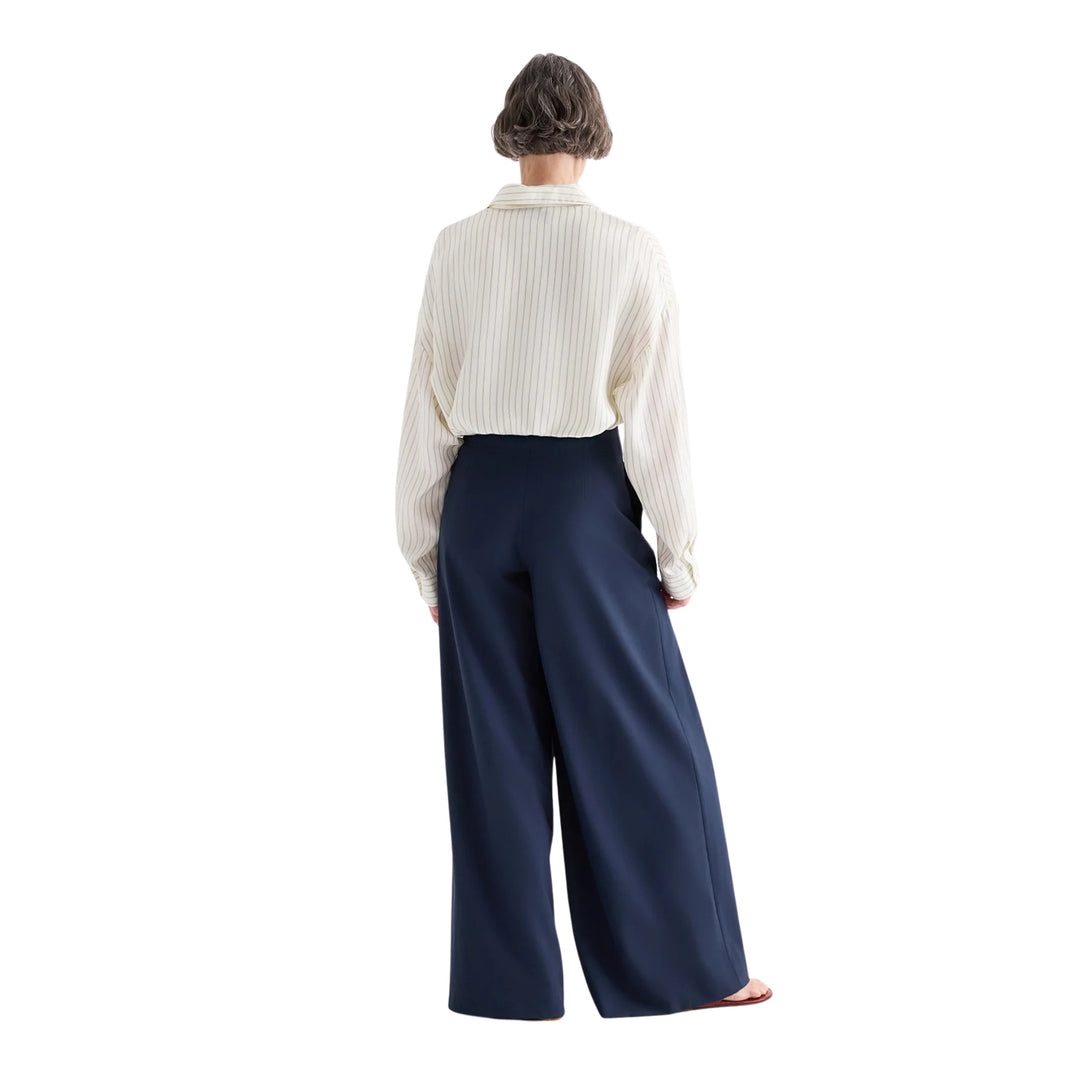 Drew Pant in Blueberry