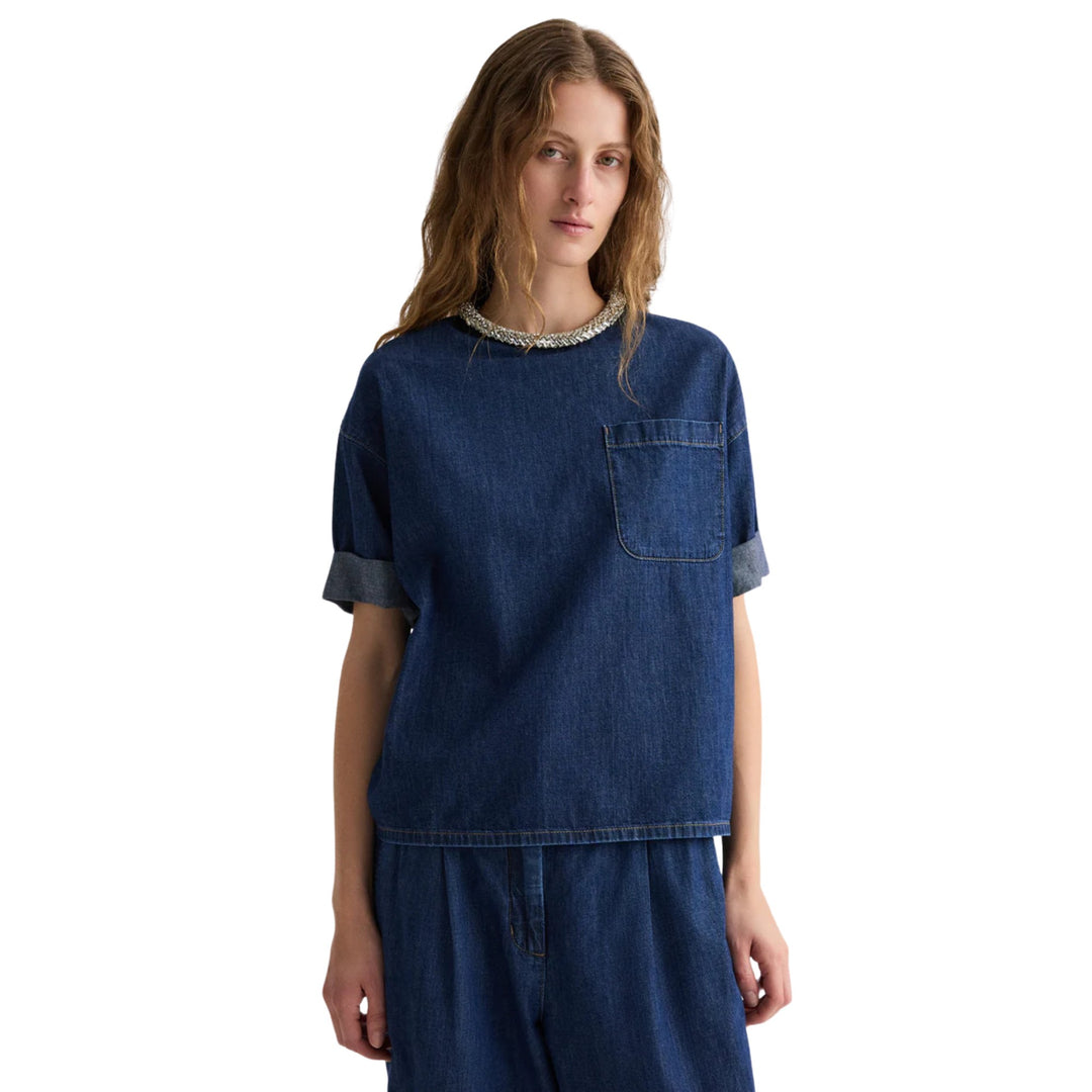 Ex T With Crystal Collar