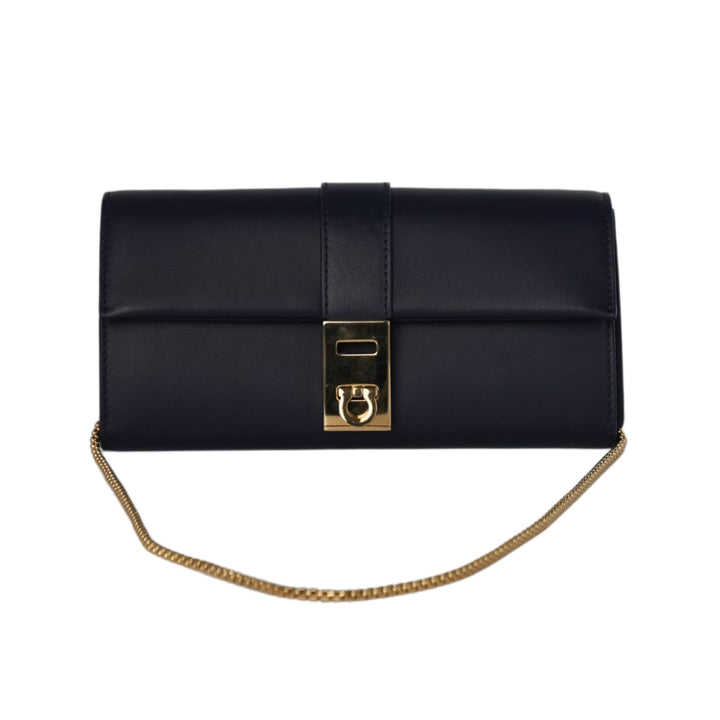 Hug WOC In Midnight