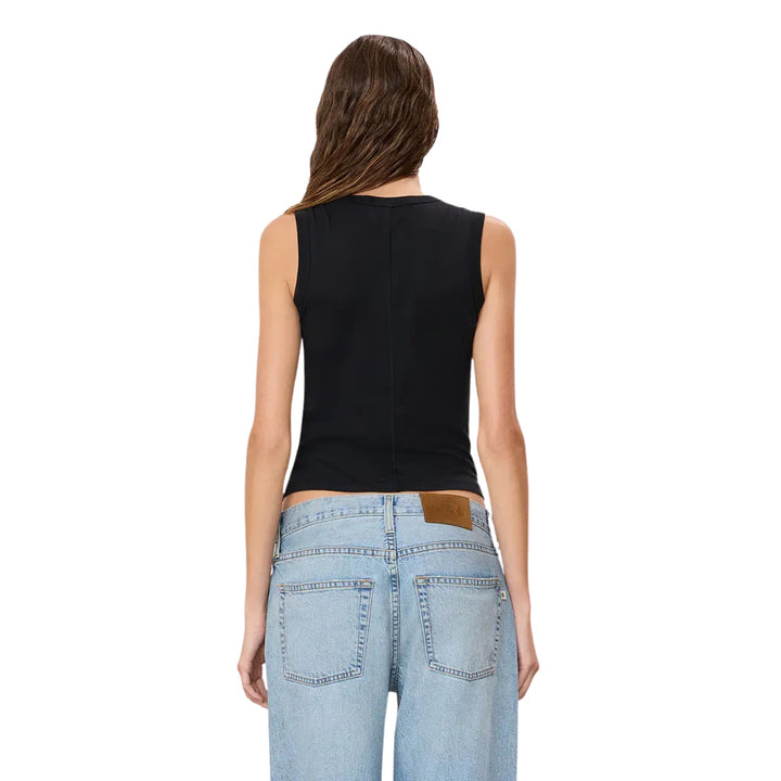 Fitted Muscle Tank in Black