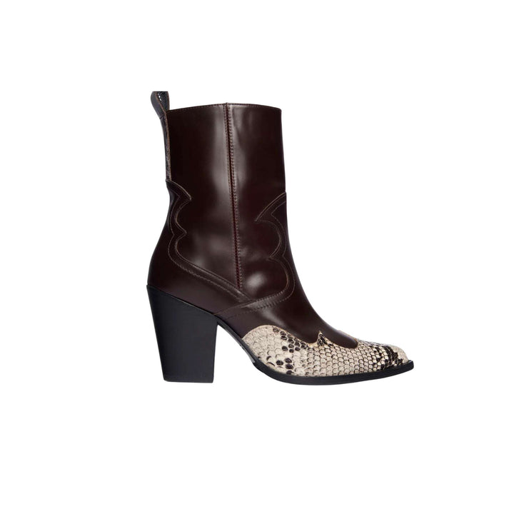 Beth Boot