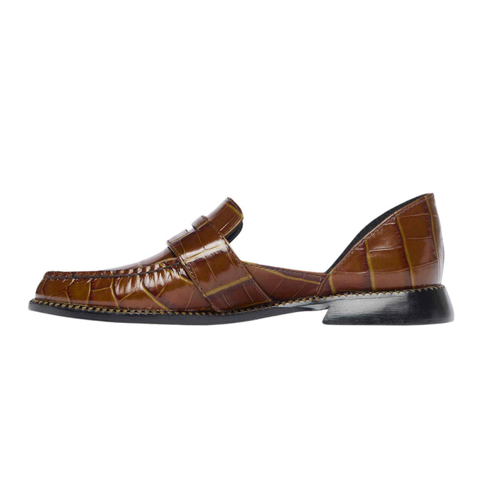Tash Loafer in Hickory