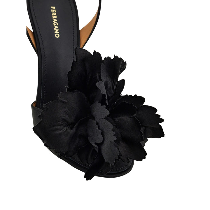 Ghilly Flowers Sandal