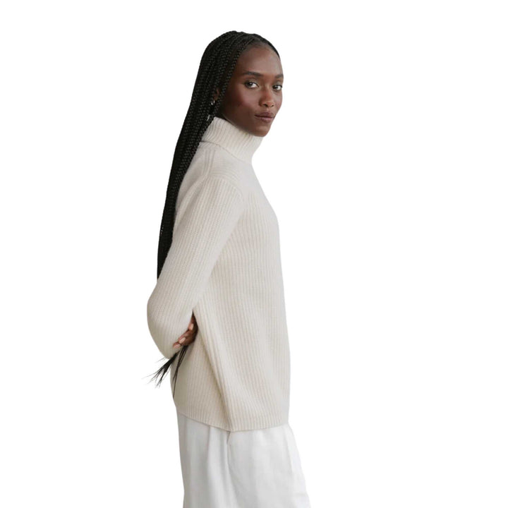 Cashmere Jet Turtleneck - Ivory