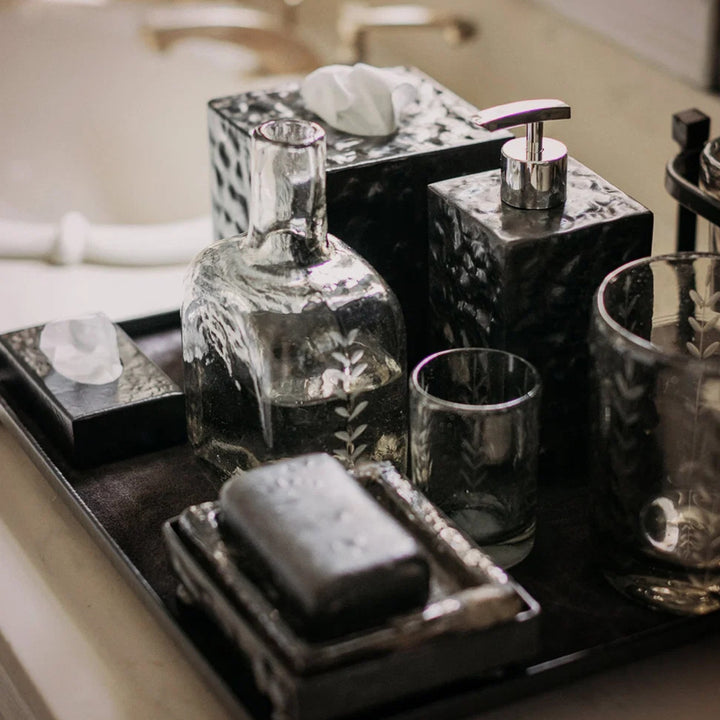 Laurel Decanter with Laurel Etched Vaso Agua