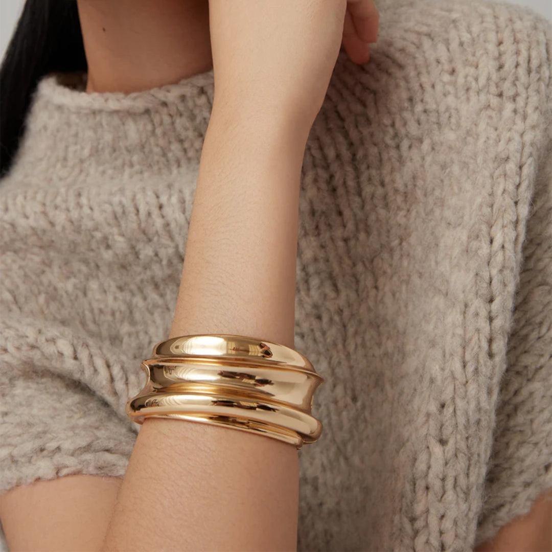 Lennon Mega Bangle - Gold