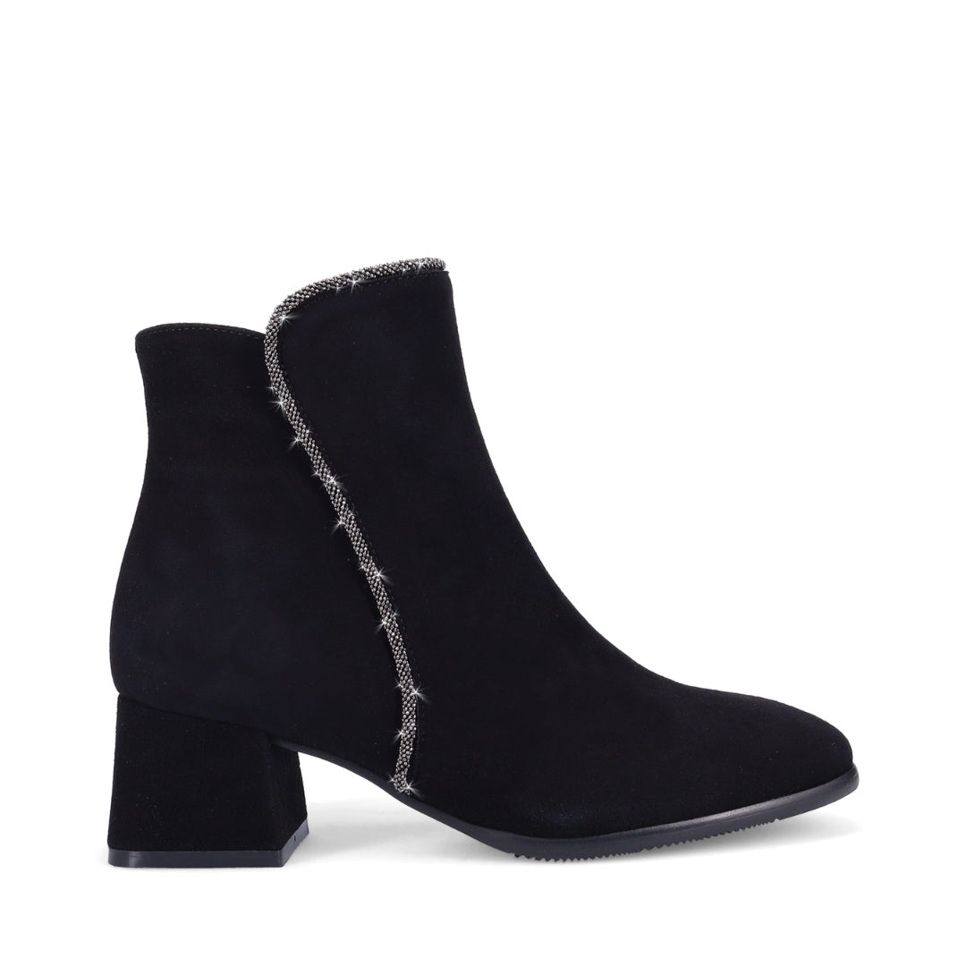 Lizelle Boot in Onyx