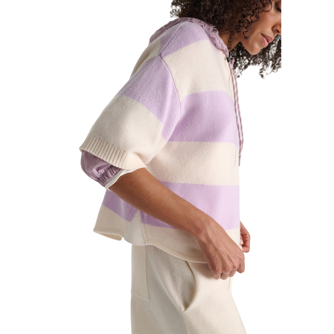 Modern Statements Pullover in White Lavendel