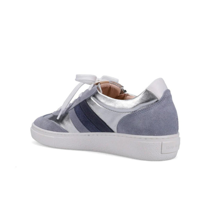 Ovella Sneaker in Silver