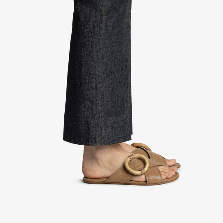 Pandita Slide in Beige or Chestnut