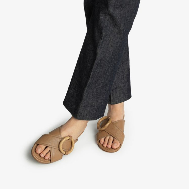 Pandita Slide in Beige or Chestnut