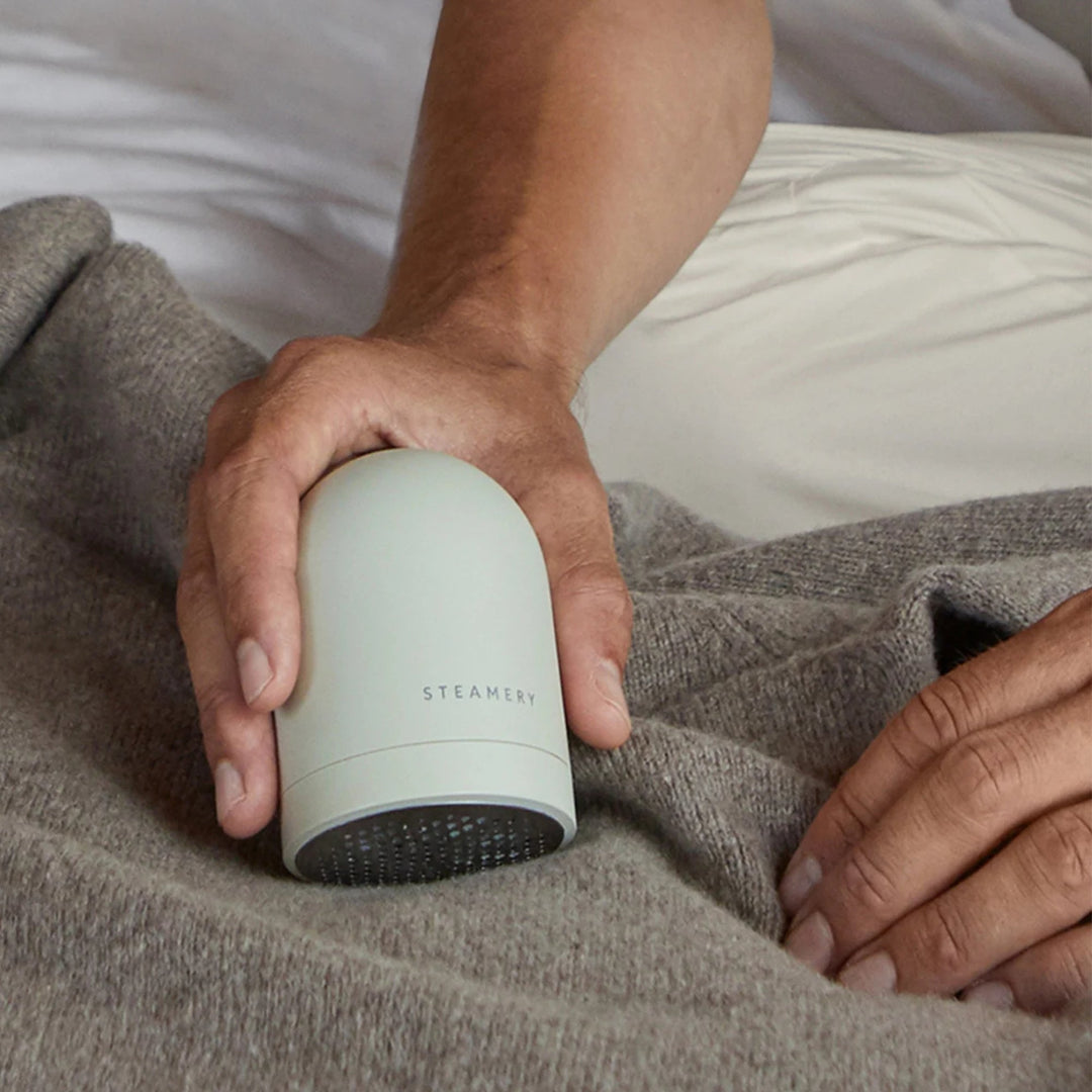 Pilo No.2 Fabric Shaver in Sand