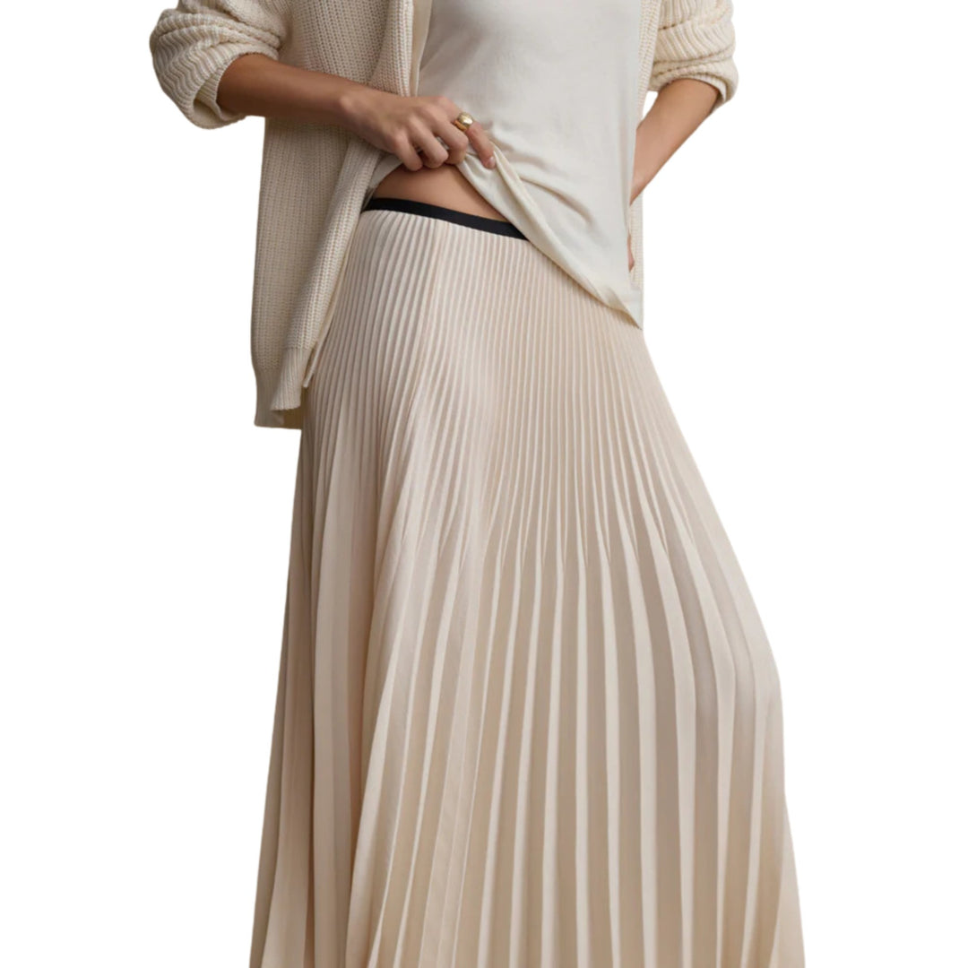 Pleated Skirt in Ivory