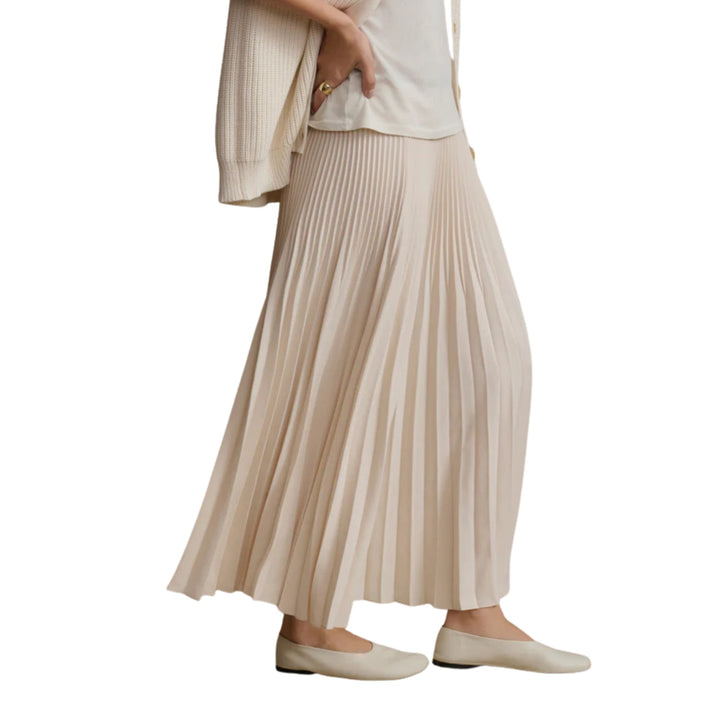 Pleated Skirt in Ivory