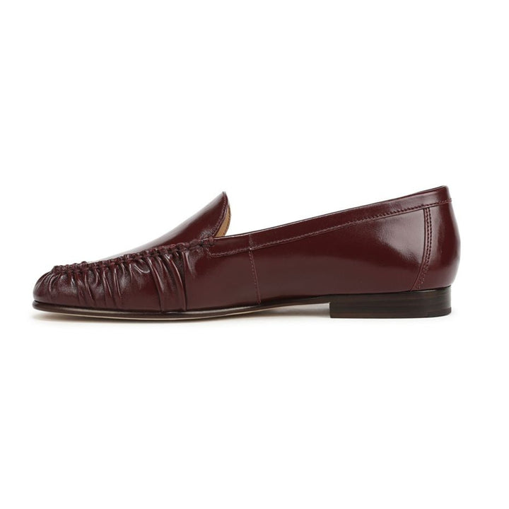 Prilla Loafer in Burgandy