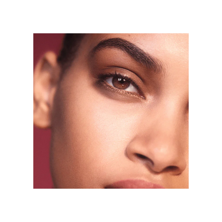 Smokey Eye Brick Signature
