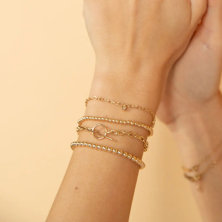 Medium Square Oval Link YG Toggle Bracelet