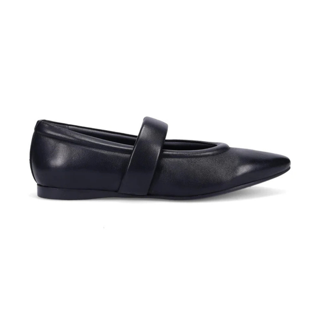 Sadie Mary Jane in Onyx