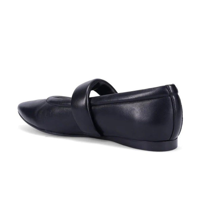 Sadie Mary Jane in Onyx