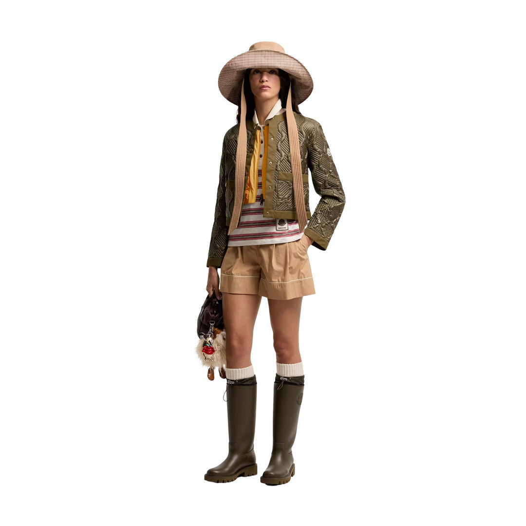 Shorts in Beige