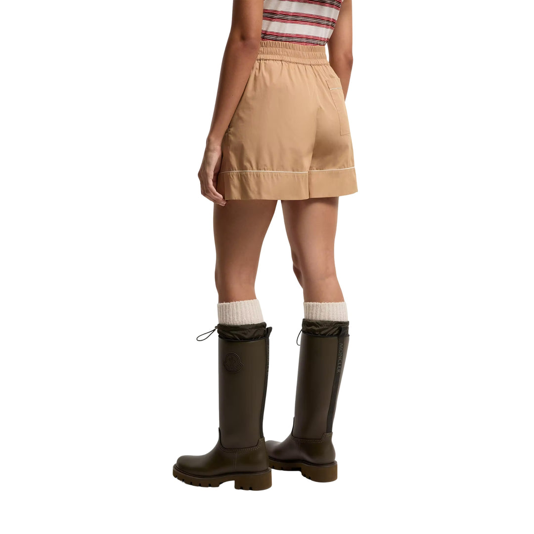 Shorts in Beige