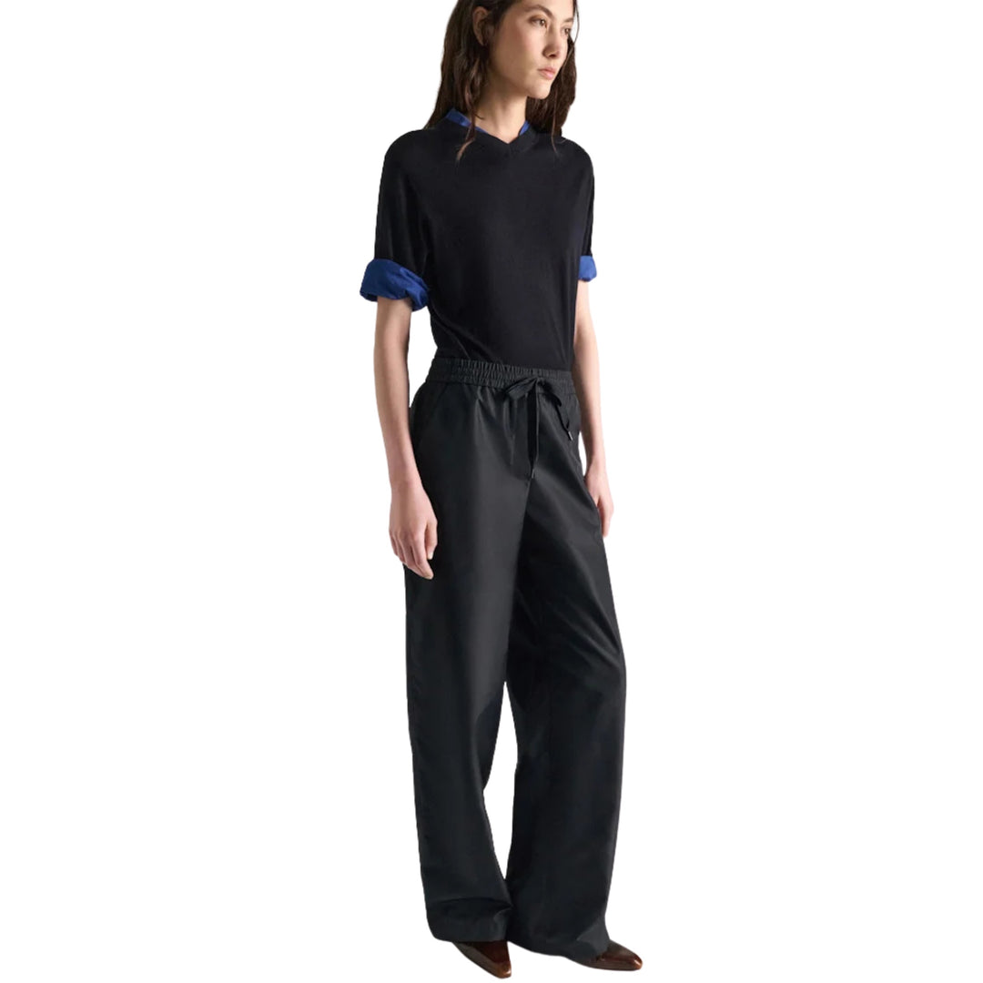 Sporty Elegance Pants in Midnight Navy