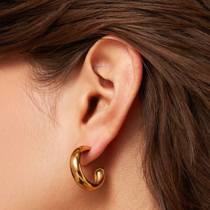 Staple Hoops Medium - Gold
