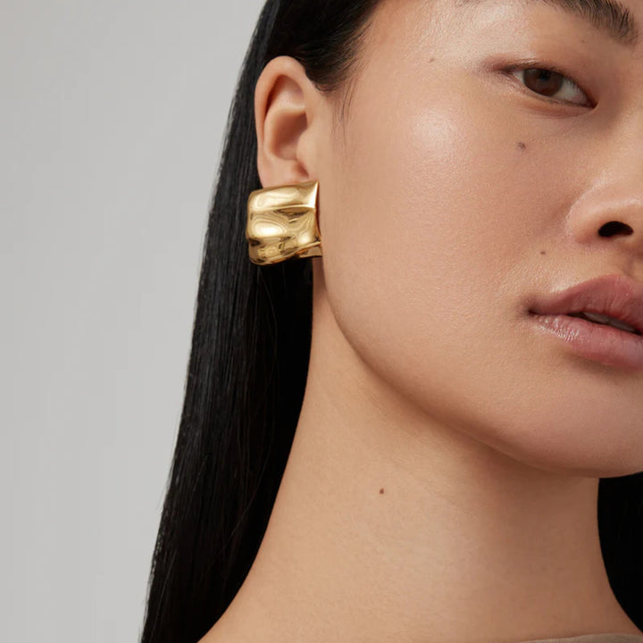 Sundra Earrings - Gold