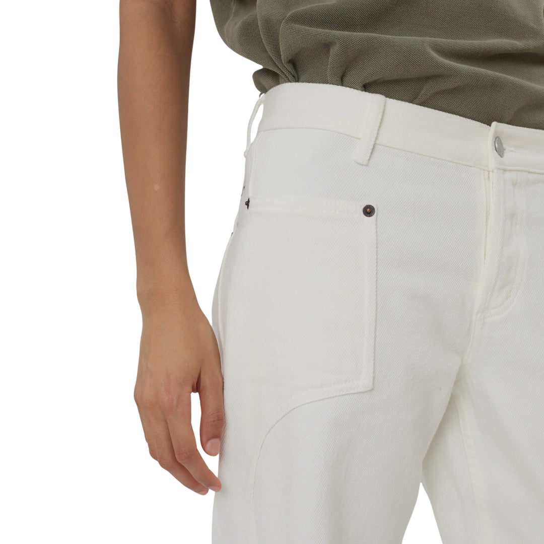 Supply Jean in Milk
